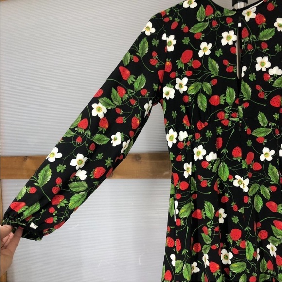 ZARA Black Strawberry Pattern 3/4 Sleeve Romper Sz S - Picture 4 of 6